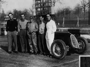 La "Scuderia Ferrari" en pleno. Tadini, Brivio, Nuvolari, Pintacuda y Farina.