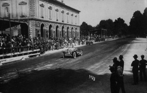 Sobre un RL, en una de sus primeras victorias con la marca